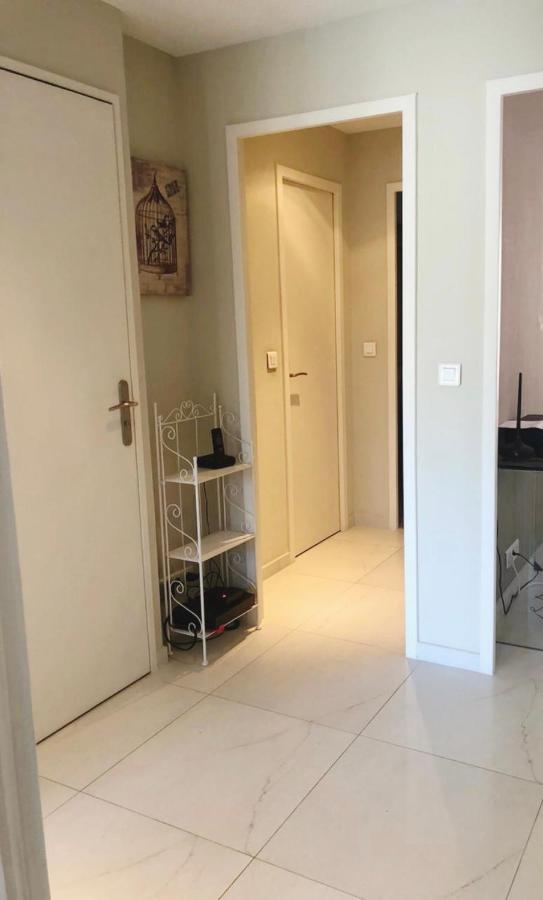 Luxurious Appartment Near The Airport Nice Ngoại thất bức ảnh